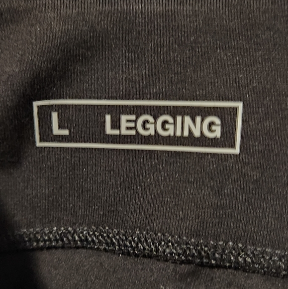 Sonoma brand size L black cinched ankle leggings - Picture 4 of 6